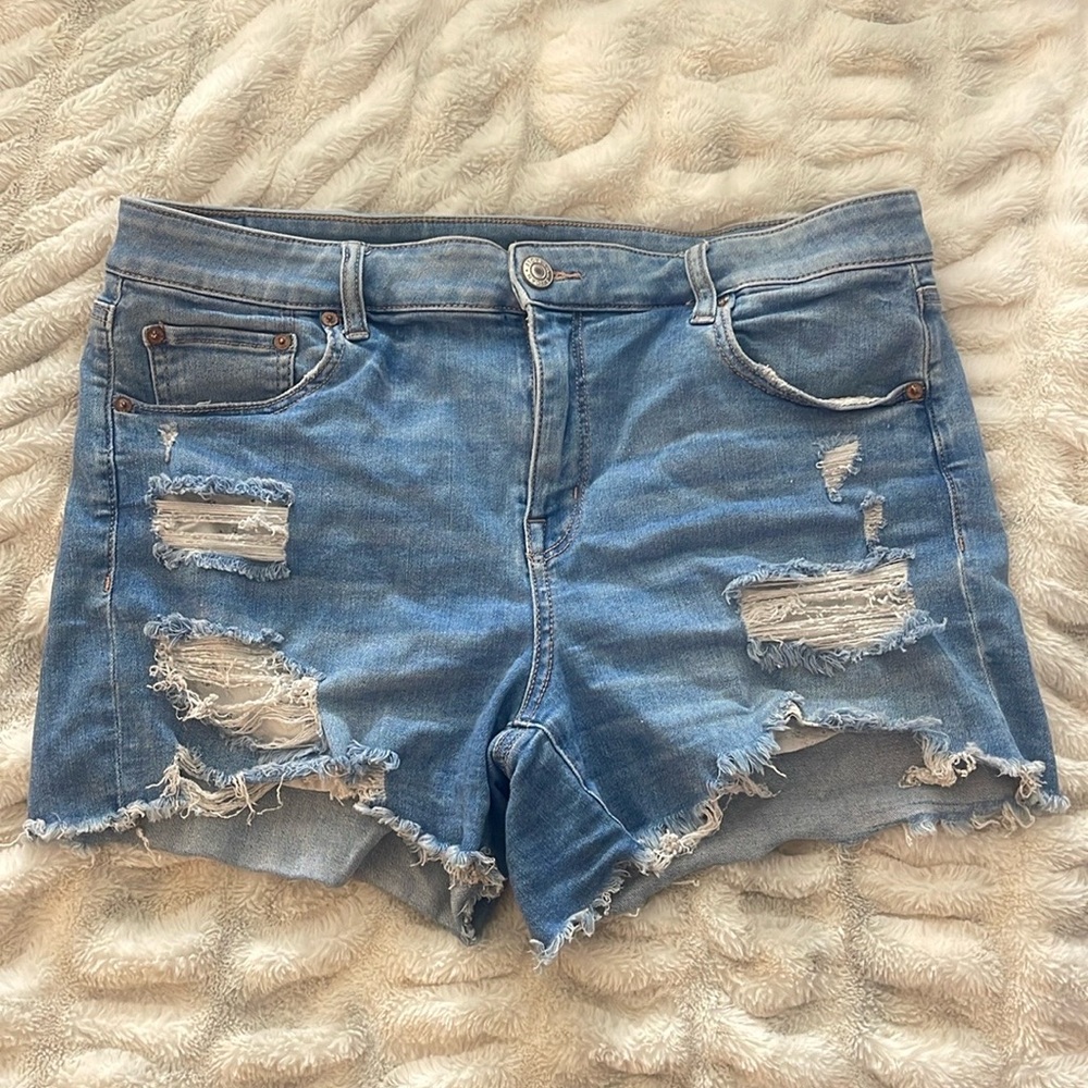 American Eagle Midi Shorts